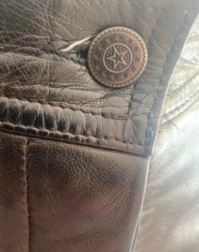 Short taille haute en cuir taille 34 - photo numéro 7