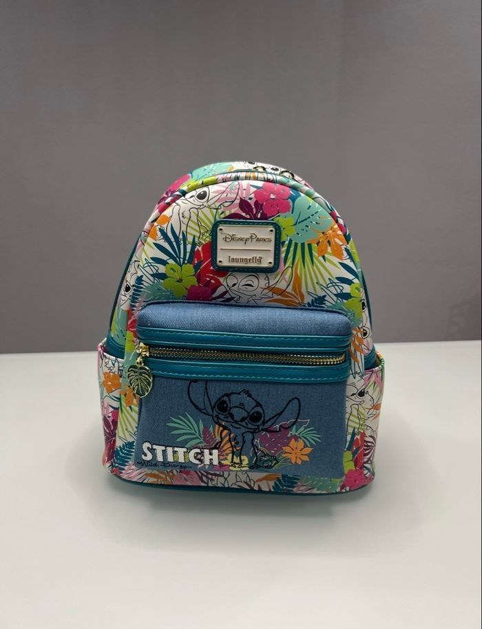 Sac à dos Loungfly Lilo & Stitch Disney - photo numéro 1