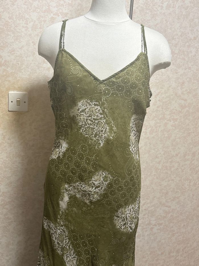 Robe longue taille 48 neuve - photo numéro 2