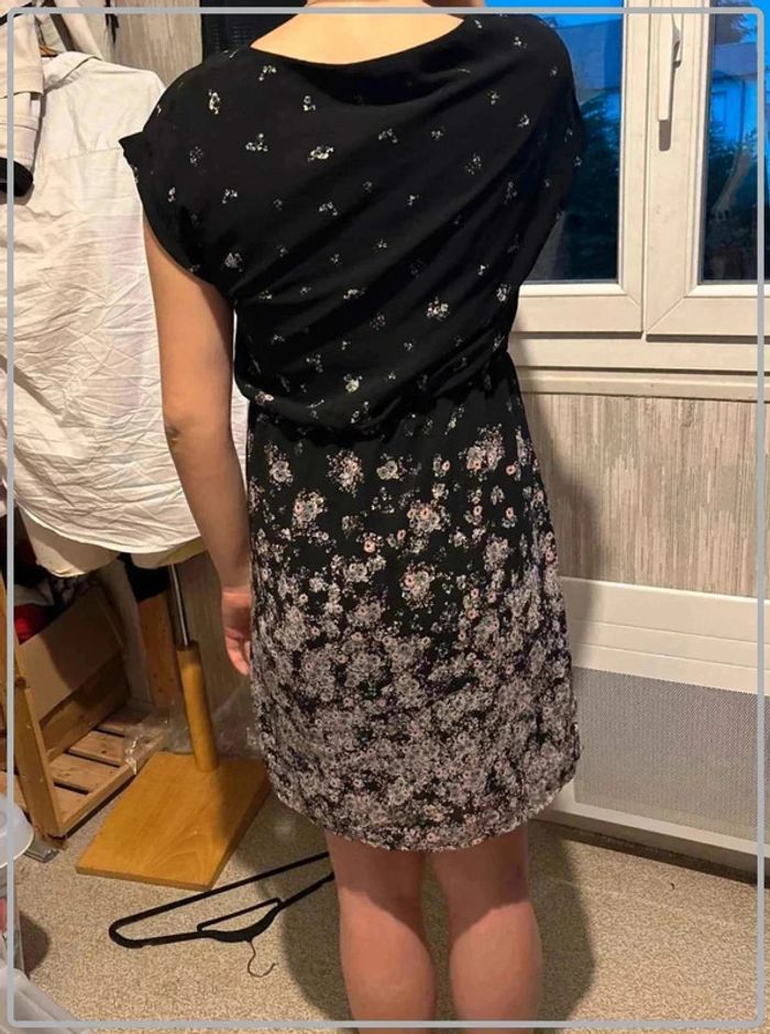 Magnifique  robe camaieu  taille  40 - photo numéro 4