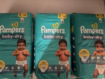 Couches Pampers taille 2 (lot de 3 paquets) neuf