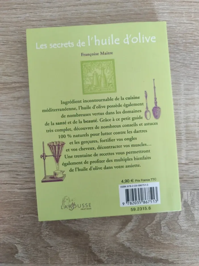 Lot de livres les secrets larousse - photo numéro 3