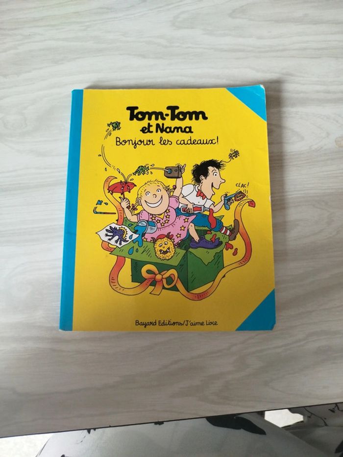 🤪 Tom-Tom et Nana – Bonjour les cadeaux !