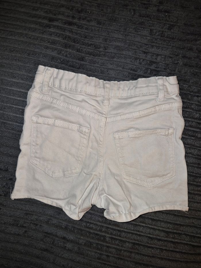 Short blanc - photo numéro 4