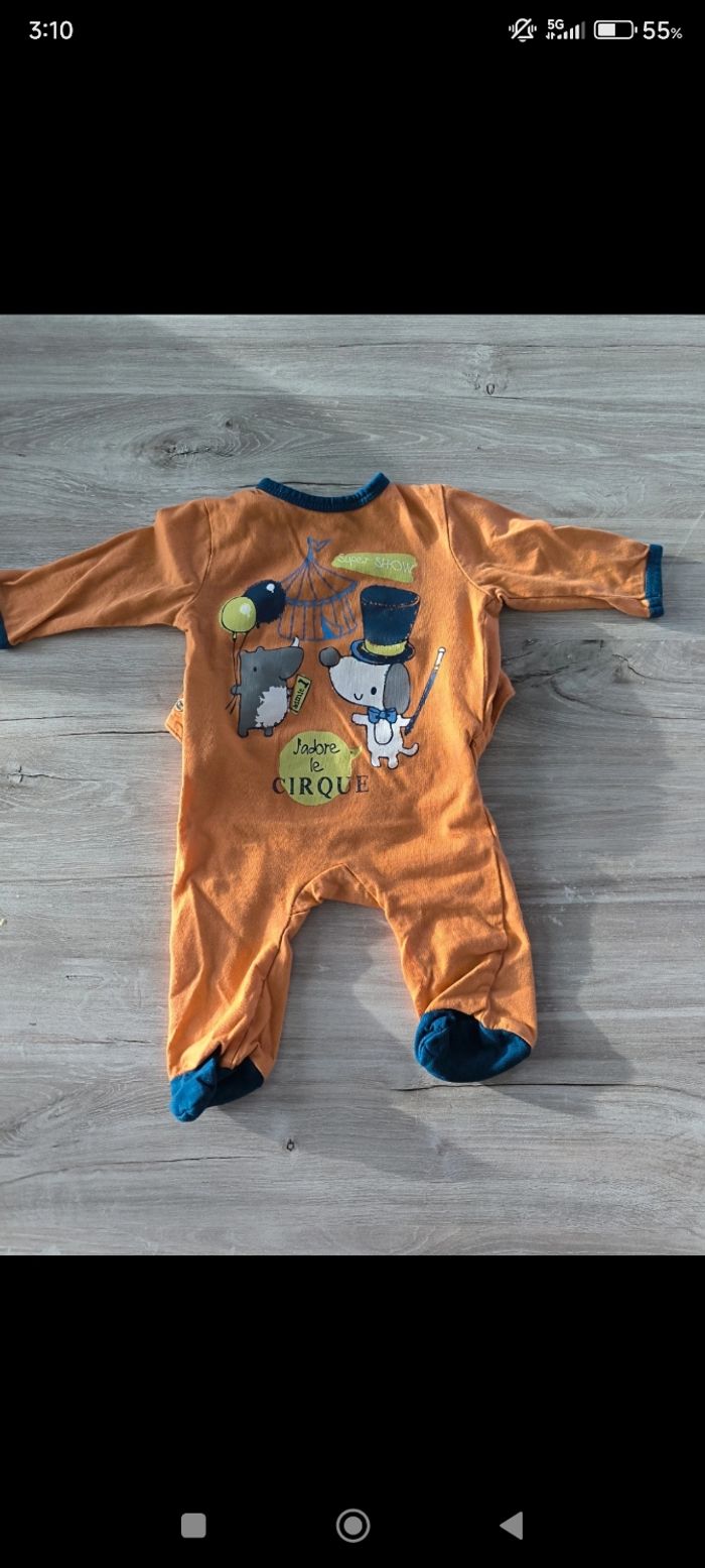 Pyjama taille 1 mois