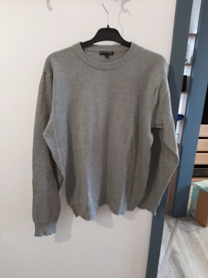 Pull gris taille xl