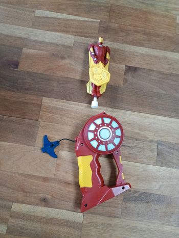 Figurine Flying Heroes Avengers Iron Man Bandaï