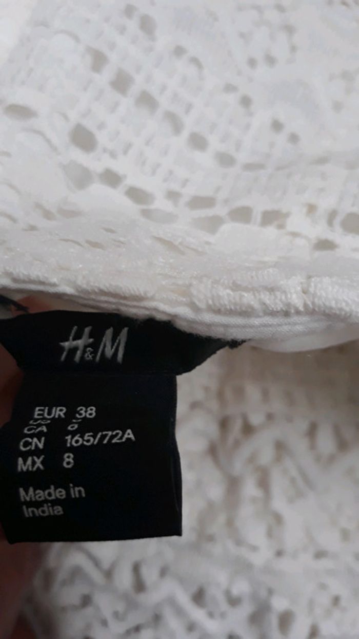 H&M - Jupe en dentelle taille 38 - photo numéro 4