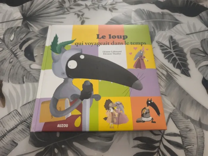 Album le loup qui voyageait dans le temps