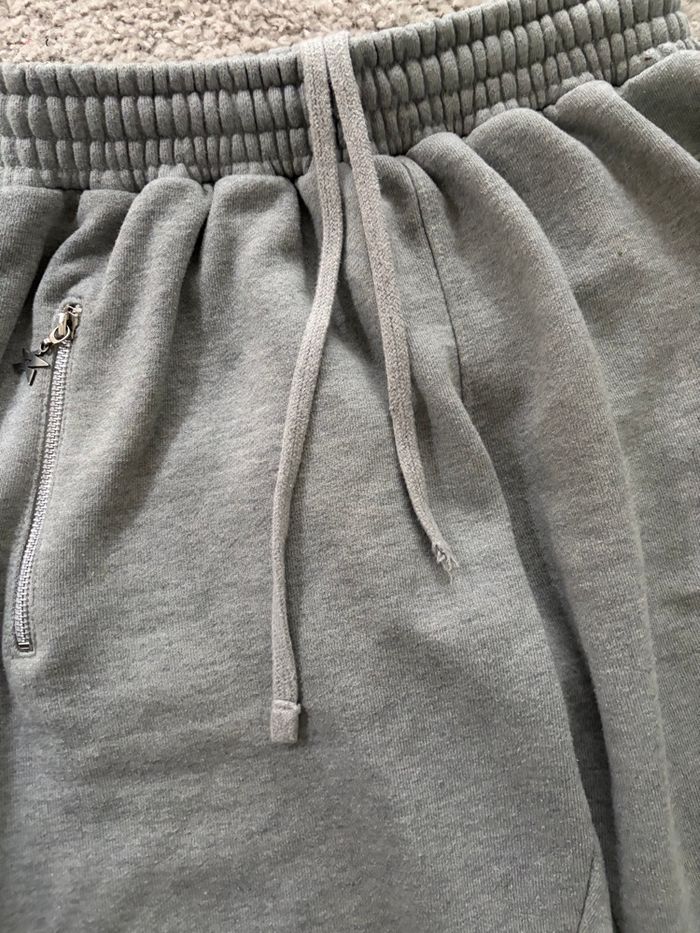 Jogging gris large baggy coupe droite cynique - photo numéro 6