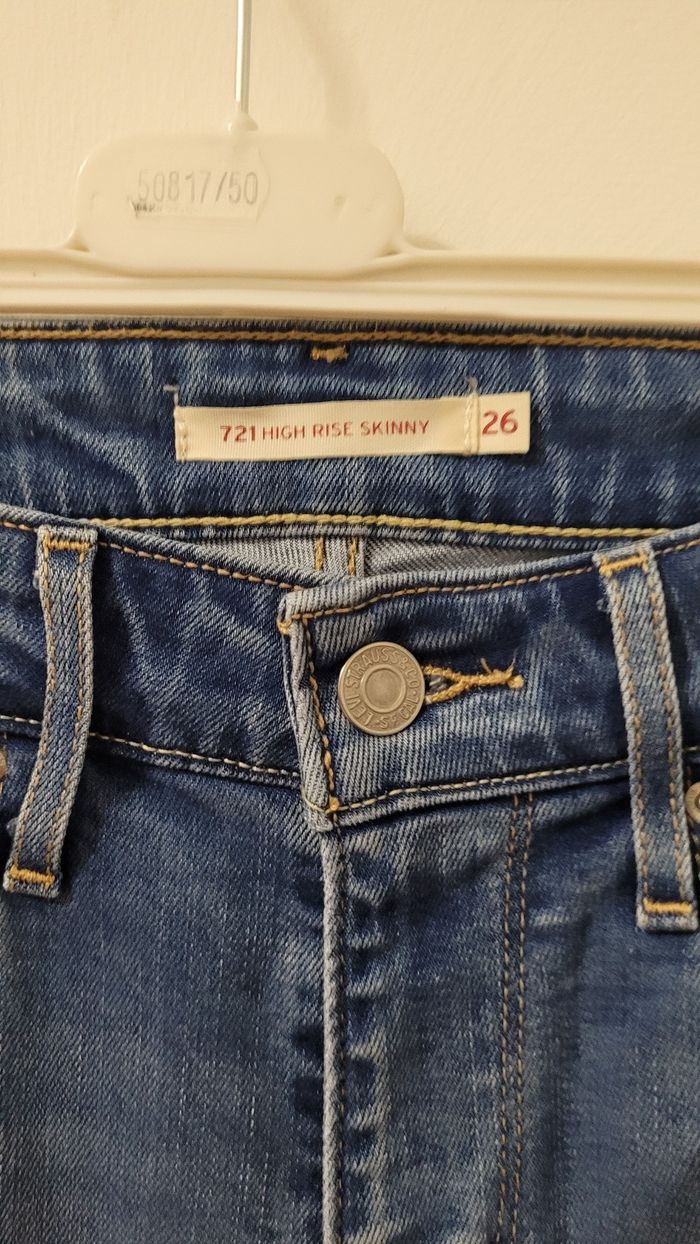 Jean levi's  W26 L34 - photo numéro 2