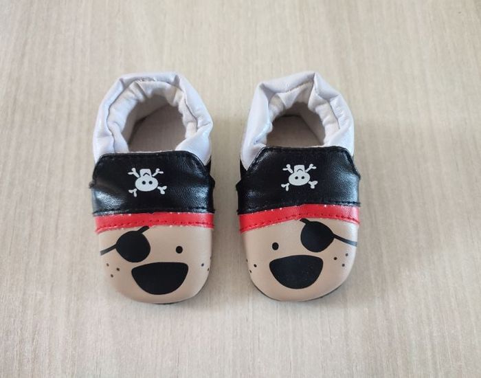 Chaussons bébé pirate