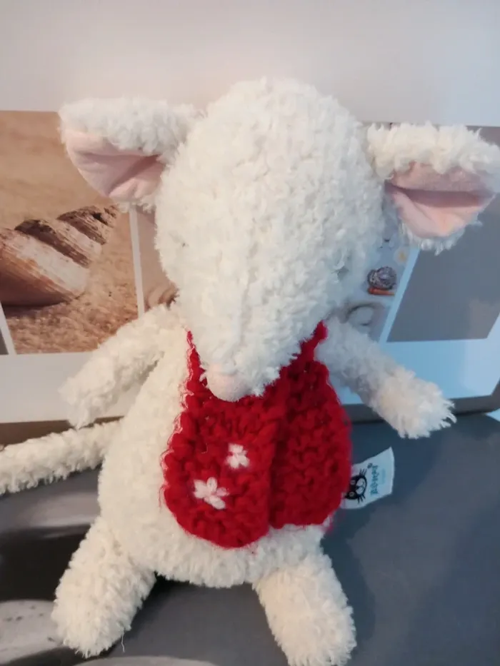 Peluche doudou souris Jellycat avec son écharpe 28cm - photo numéro 2
