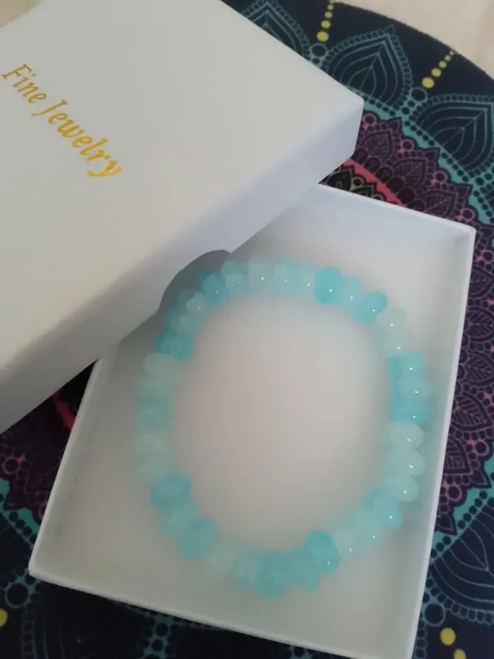 Bracelet pierres bleu aigue marine