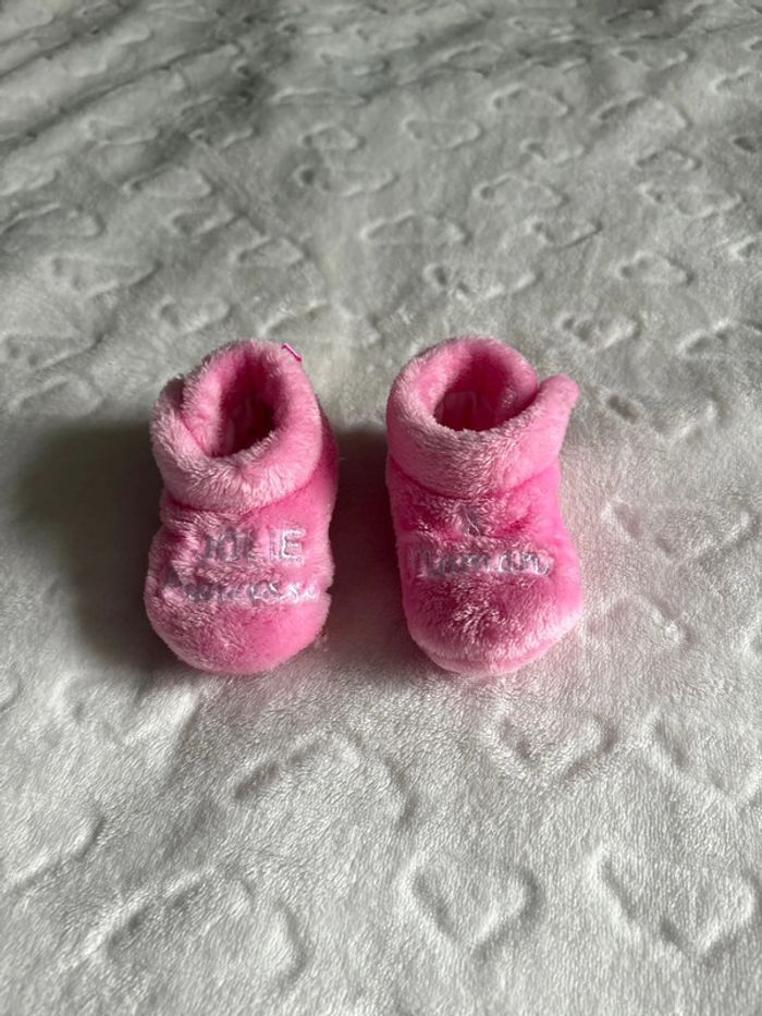 Chausson fille naissance