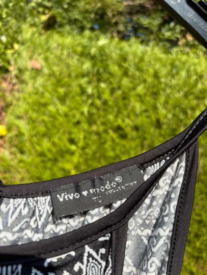Robe fluide de plage noir et blanc – Marque De Vivo Modo - photo numéro 3