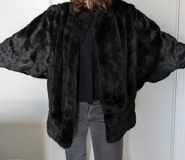 Manteau vintage en fourrure - photo numéro 16