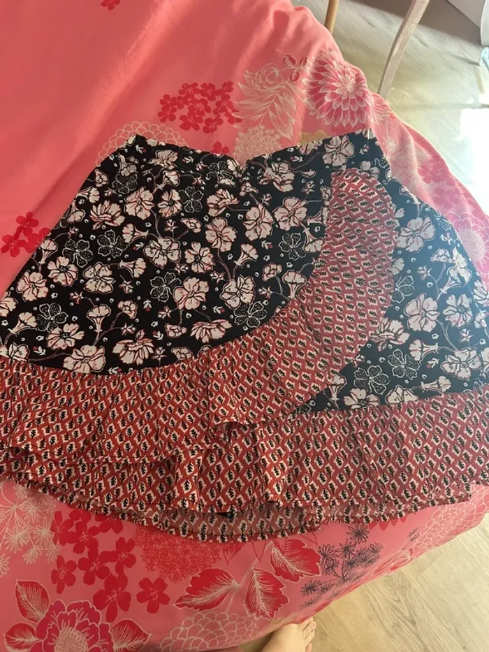 Ensemble jupe short et débardeur assortie - photo numéro 2