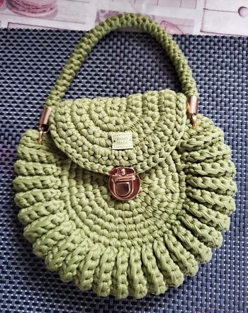 Sac fait main au crochet Modèle unique