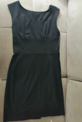 Robe noire taille haute