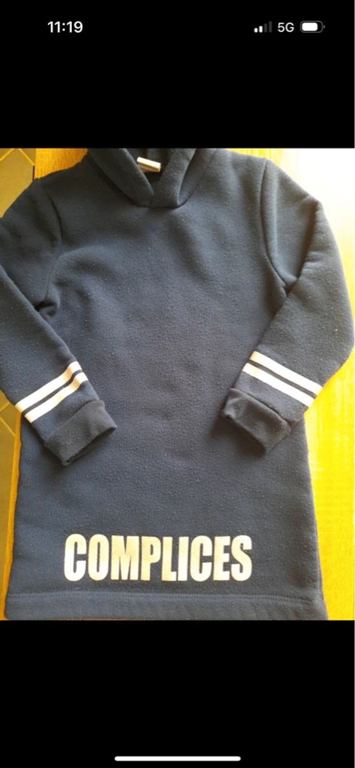 Lot robes pulls - photo numéro 2