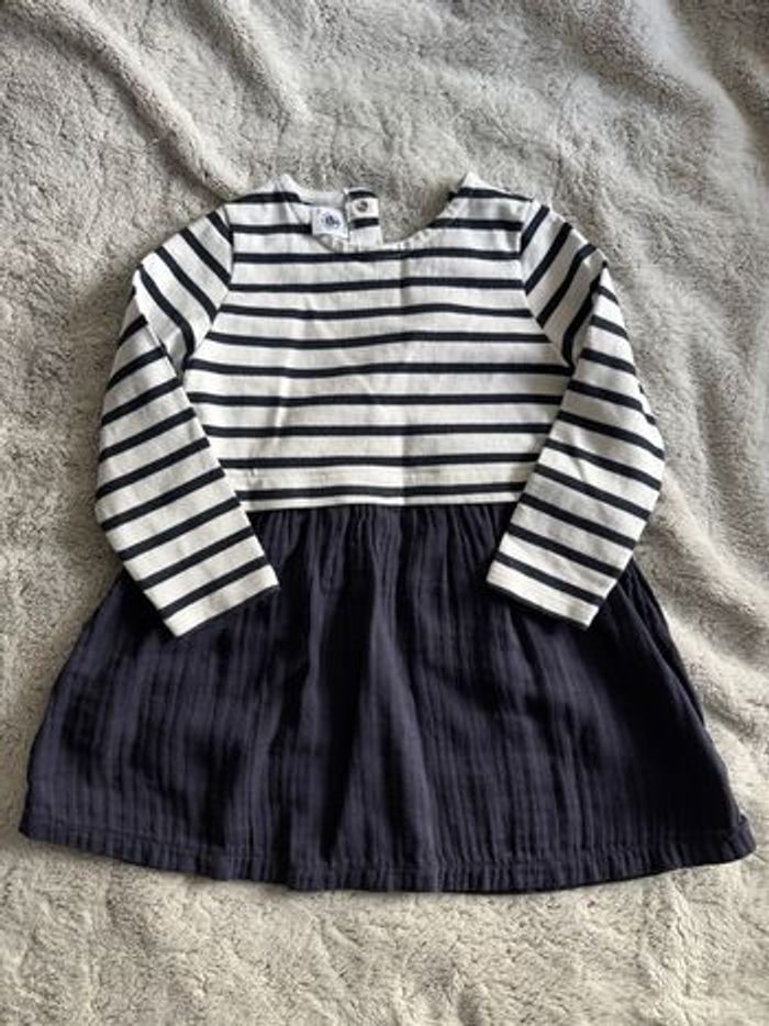 Lot robes 3 ans - photo numéro 8