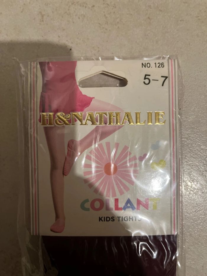 5/7 ans collants fin bordeaux neuf - photo numéro 2
