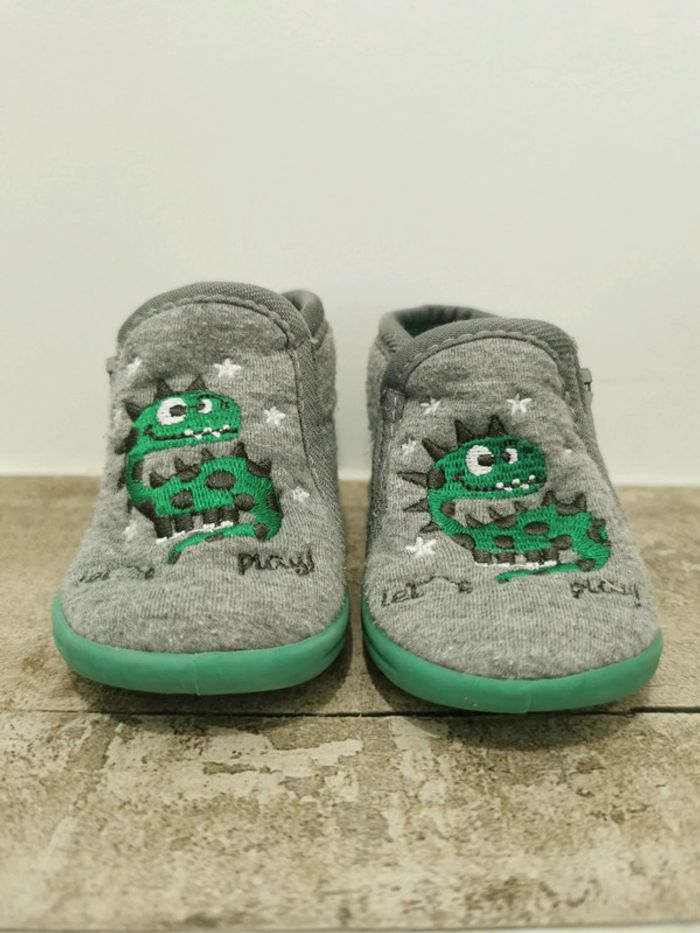 Chausson bébé dinosaure taille 19 - photo numéro 2