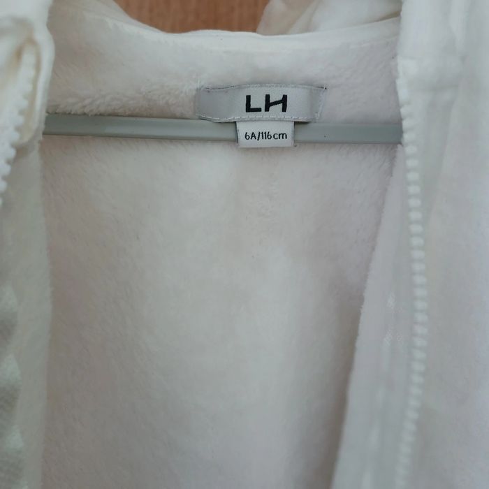 Veste très douce à capuche blanche 6 ans La Halle. - photo numéro 5