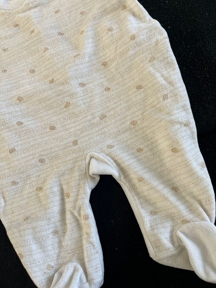 Pyjama 1 mois - photo numéro 3