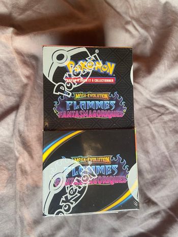 Demi display flammes fantasmagoriques Pokémon