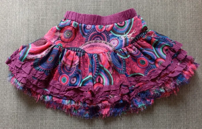 Jupe froufrous réversible Desigual 8 ans