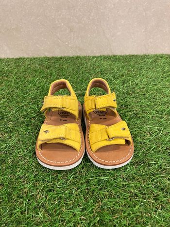 Sandales Pom d’Api