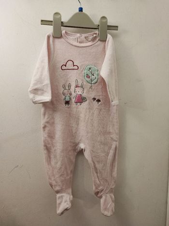 Dors bien bébé fille