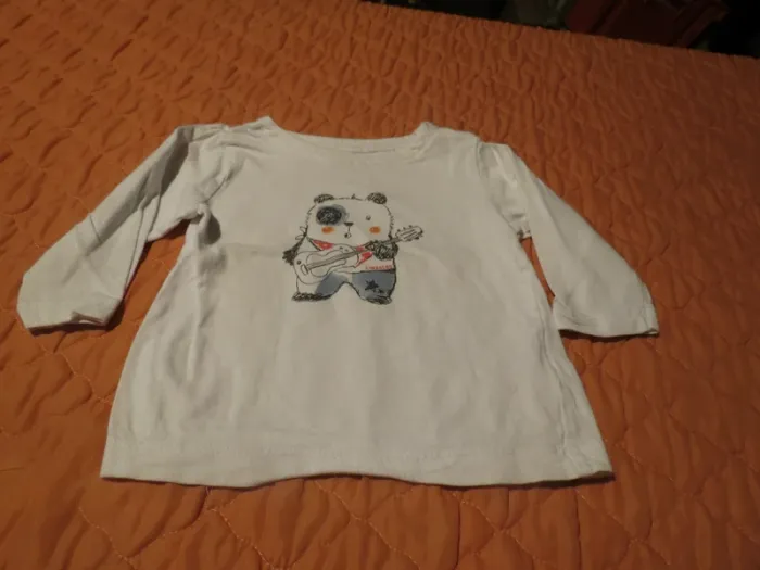 T-shirt taille 6 mois garçon - photo numéro 2