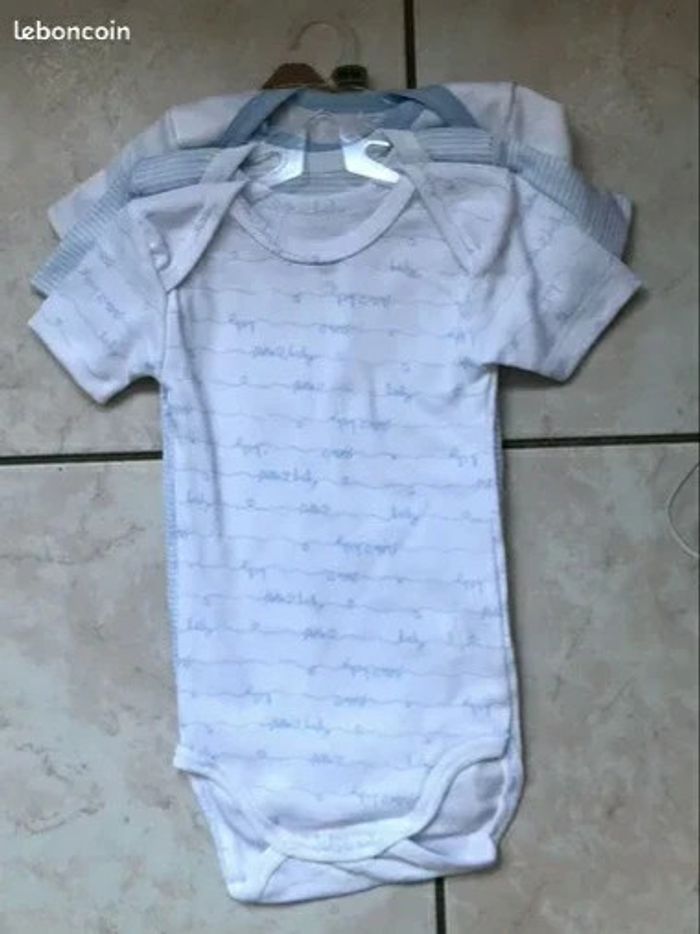 Lot de 3 Bodies manches courtes Sincere coton bio taille 18 mois neufs ds emballage