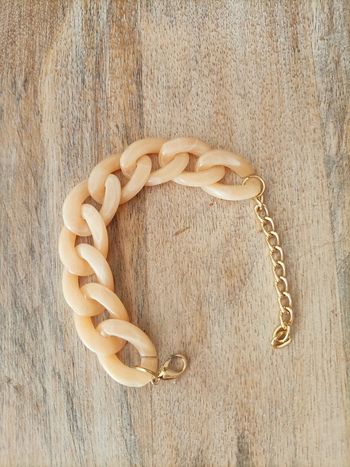 Bracelet chaîne épaisse acrylique corail pastel effet marbré