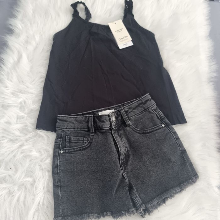 Neuf ⚘️⚘️😍🤩ensemble debardeur et short en jeans 9 ans fille😍🤩🩷🩷🩷