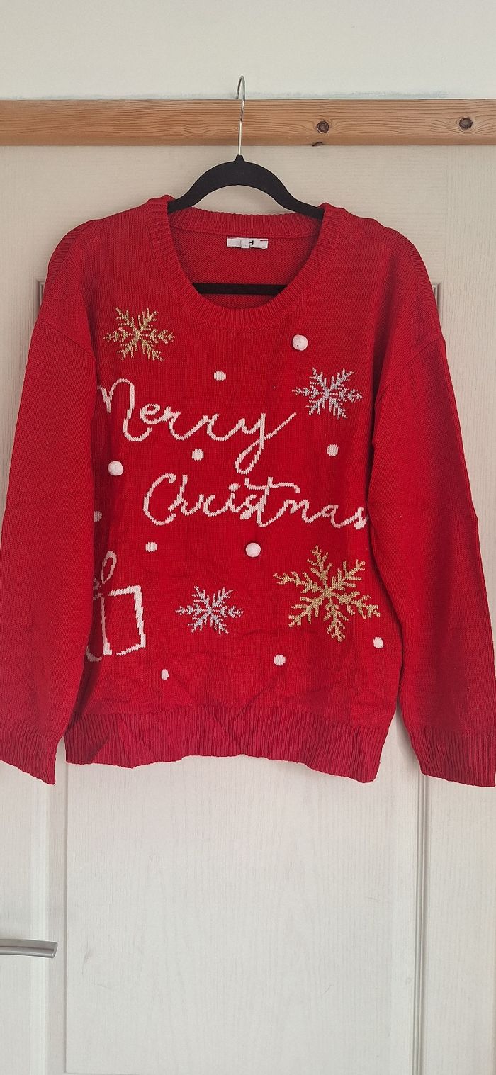 Pull moche de Noël