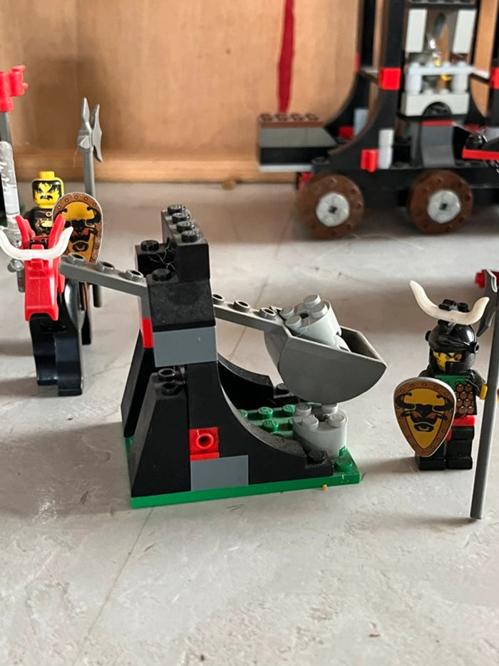 Lego Knight kingdom 6096 bull’s attack - photo numéro 10