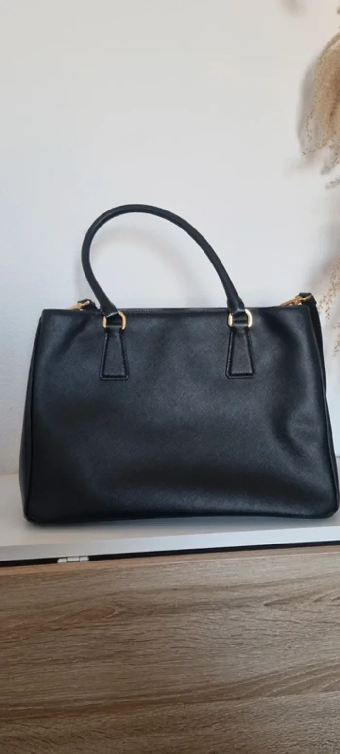 Sac noir prada soffiano galleria - photo numéro 8