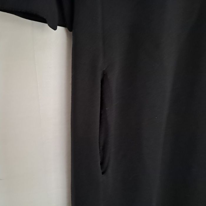 Robe noire - photo numéro 4