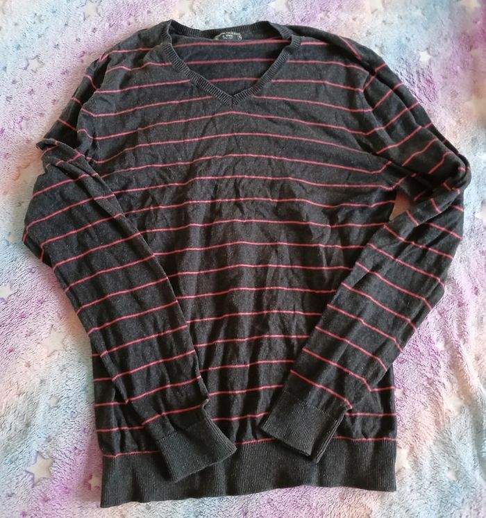 Pull homme noir rayures rouges taille L