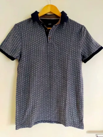Polos