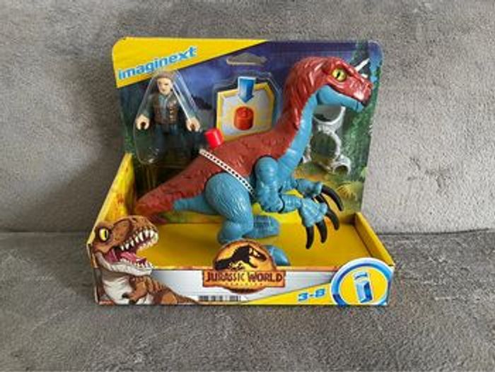 Dinosaure avec son bonhomme Jurassic World