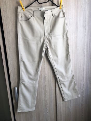 Pantalon beige simili cuir