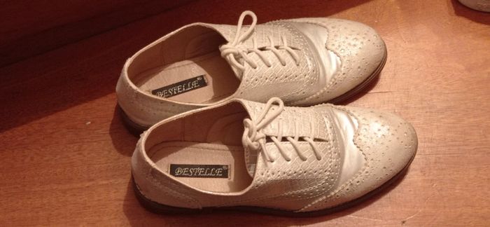 # 38 # Derbies argentées Bestelle