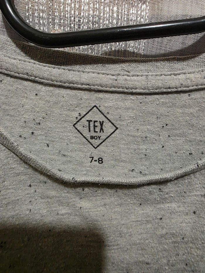 Tee-shirt 7-8 ans - photo numéro 4