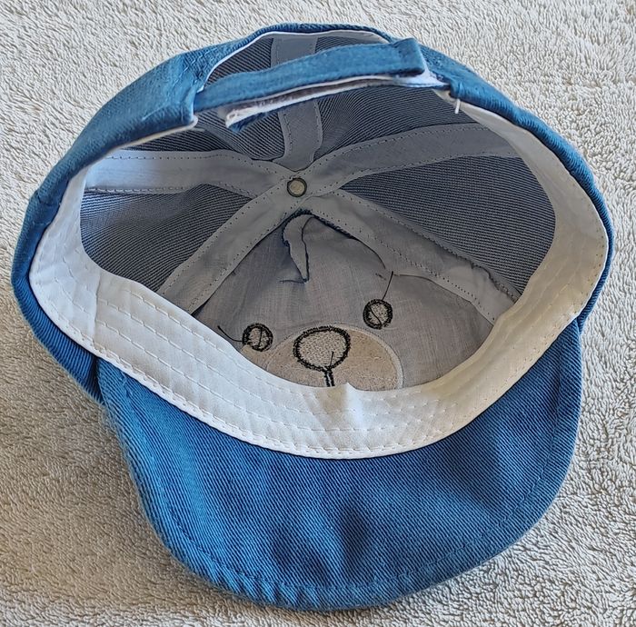 Casquette bleu - photo numéro 4