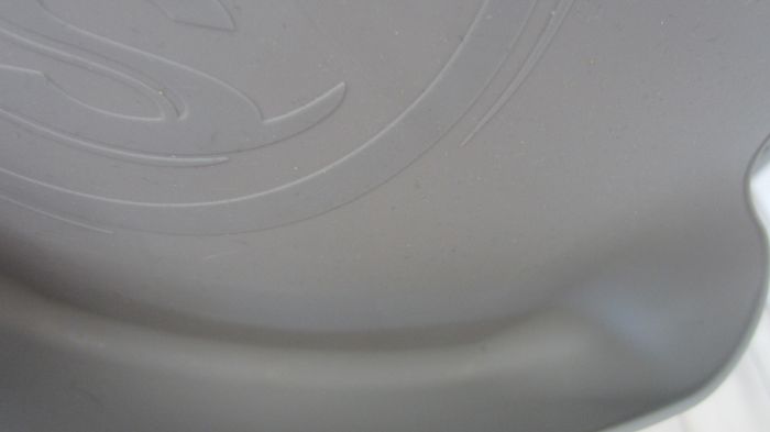 Bavoir plastique dur. Neuf - photo numéro 3